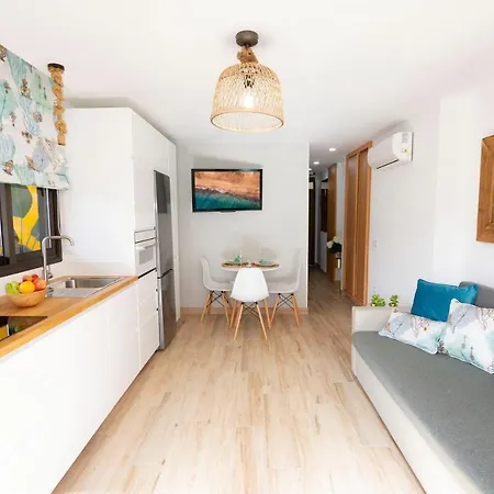 Apartment The Golden Corner By Homestaygrancanaria